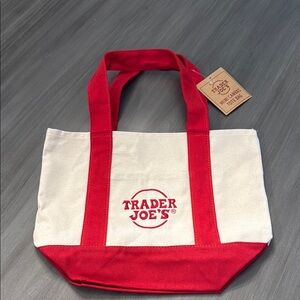 NWT Trader Joe’s, red mini tote 2024